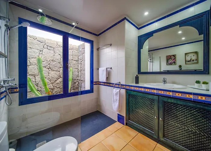 Seasol 1 By Playa Blanca (Lanzarote)